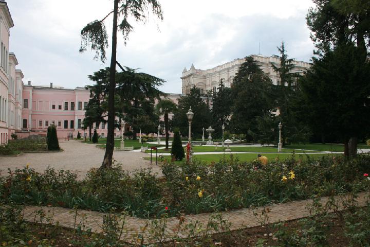 Dolmabahçe Sarayi 018.JPG